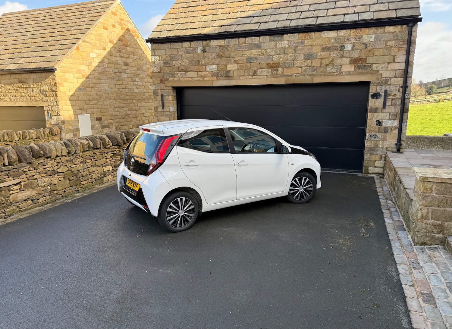 Used Toyota AYGO 2019 for sale - 77643927: Photo 13