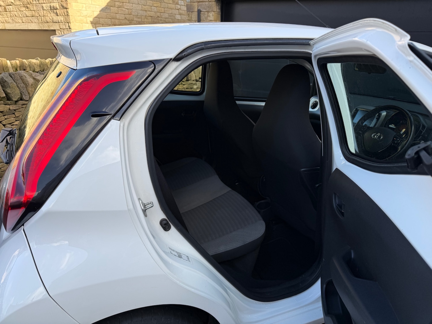 Used Toyota AYGO 2019 for sale - 77643927: Photo 20