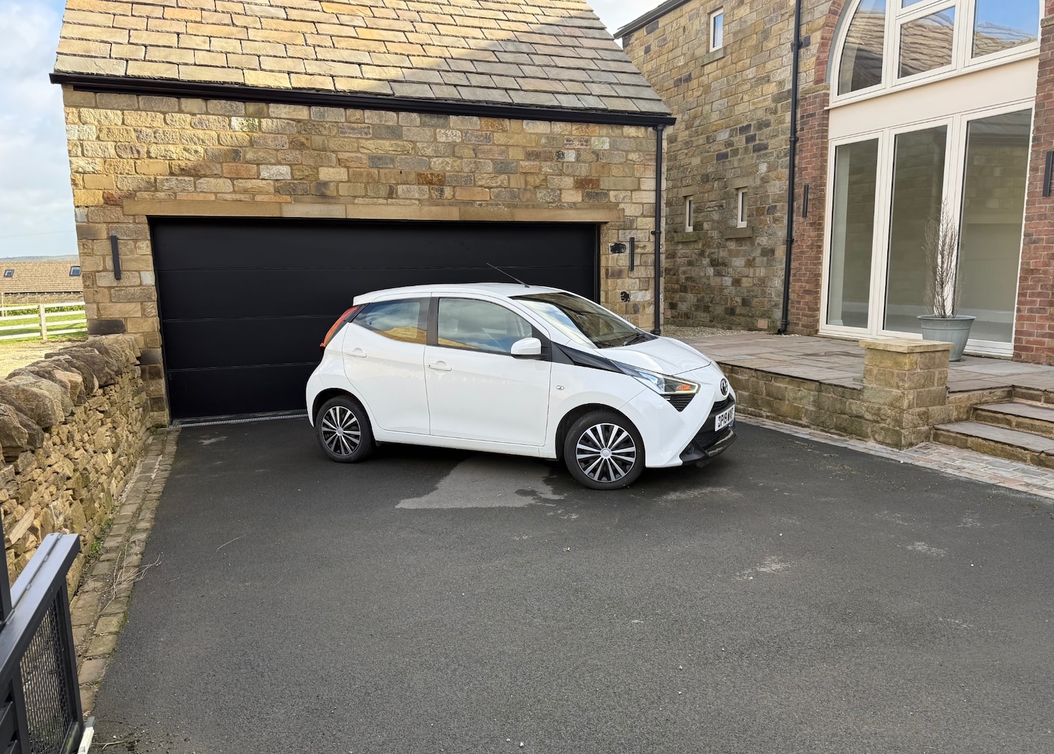 Used Toyota AYGO 2019 for sale - 77643927: Photo 8