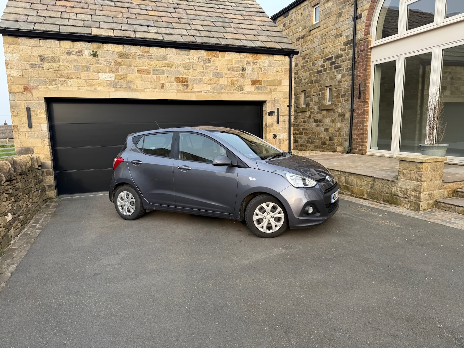 Used Hyundai i10 2014 for sale - 77968926: Photo 7