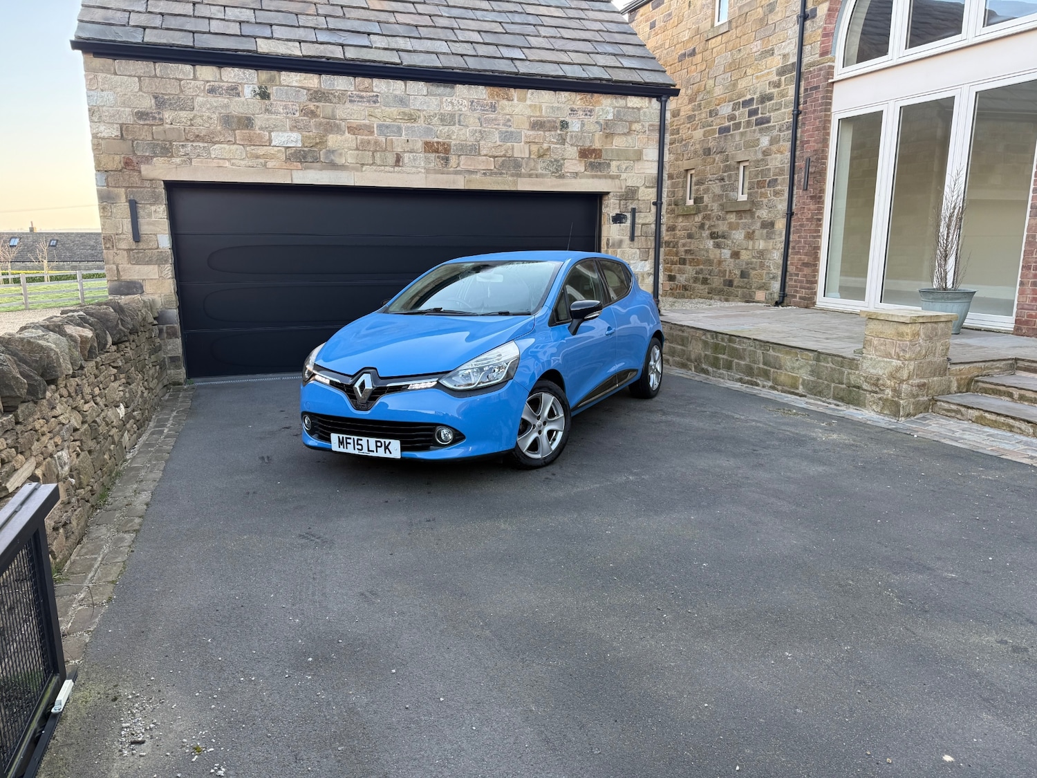 Used Renault Clio 2015 for sale - 77930455: Photo 10