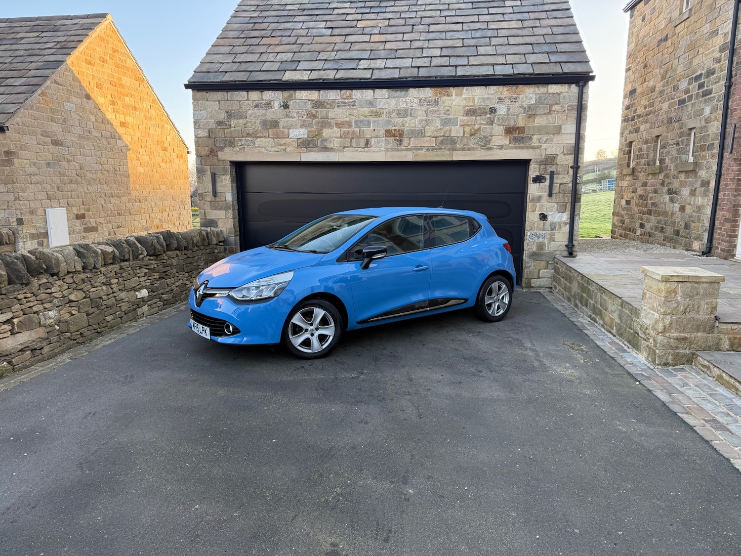 Used Renault Clio 2015 for sale - 77930455: Photo 11