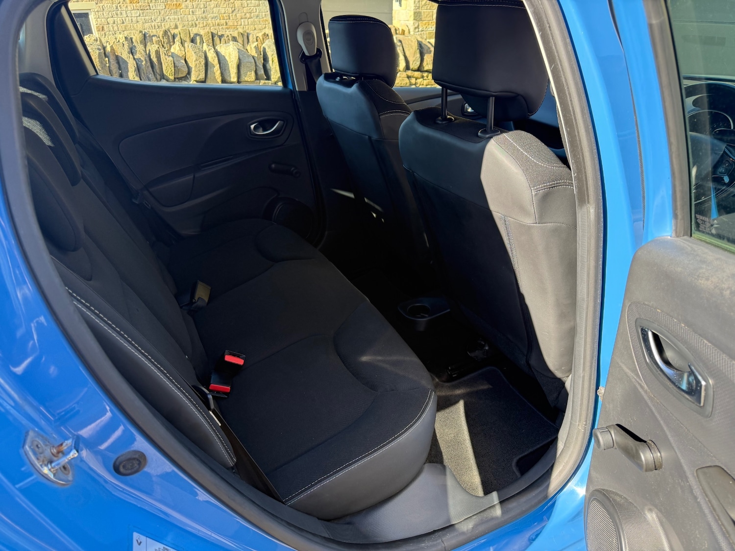 Used Renault Clio 2015 for sale - 77930455: Photo 19