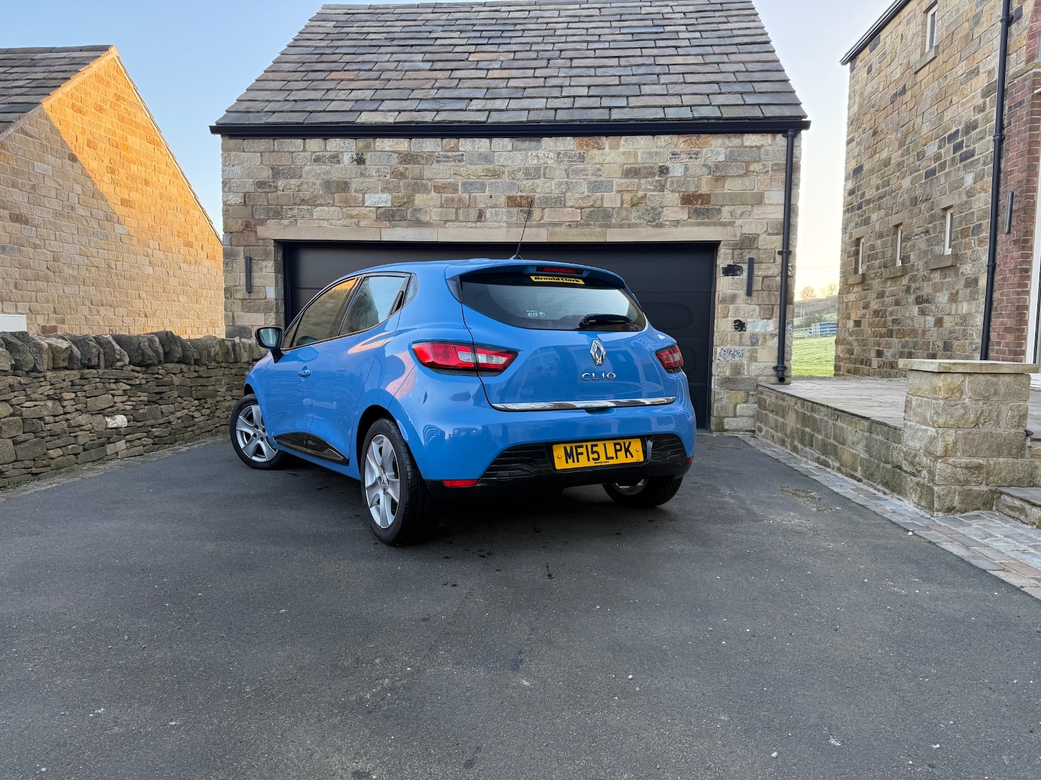 Used Renault Clio 2015 for sale - 77930455: Photo 7