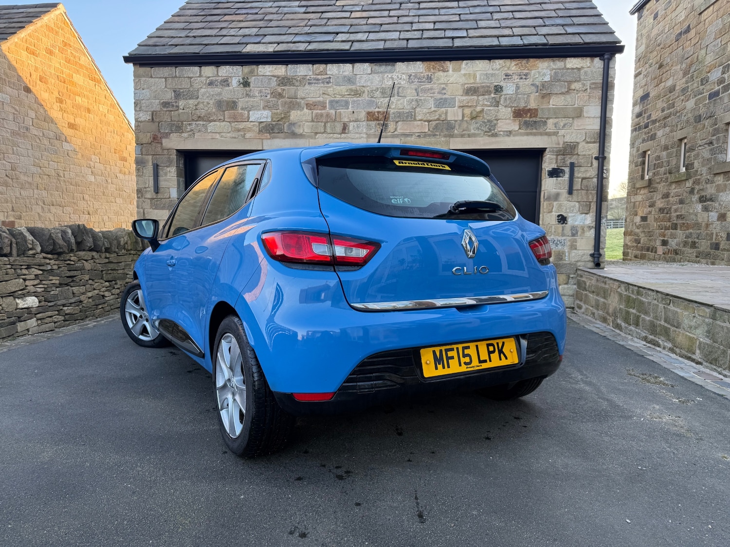 Used Renault Clio 2015 for sale - 77930455: Photo 8