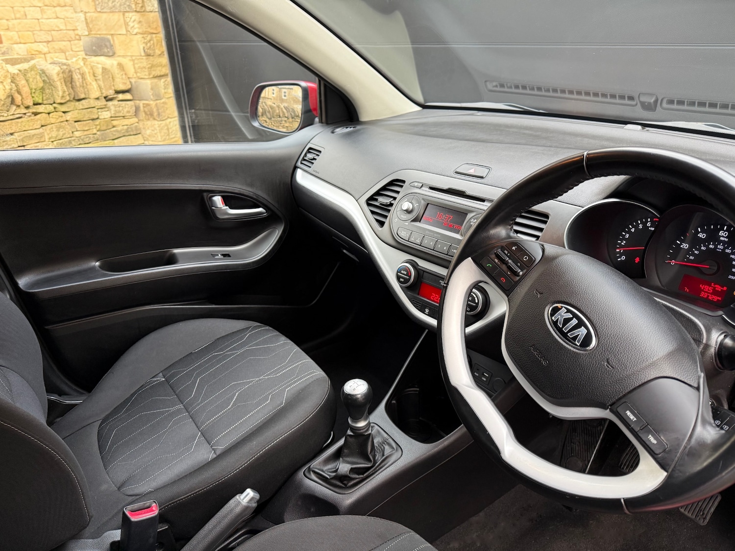 Used Kia Picanto 2016 for sale - 76736136: Photo 12