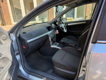 Used Vauxhall Astra 2008 for sale - 78436737: Photo