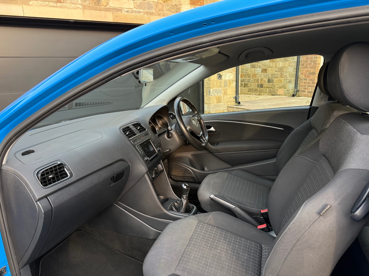 Used Volkswagen Polo 2014 for sale - 77968945: Photo 15