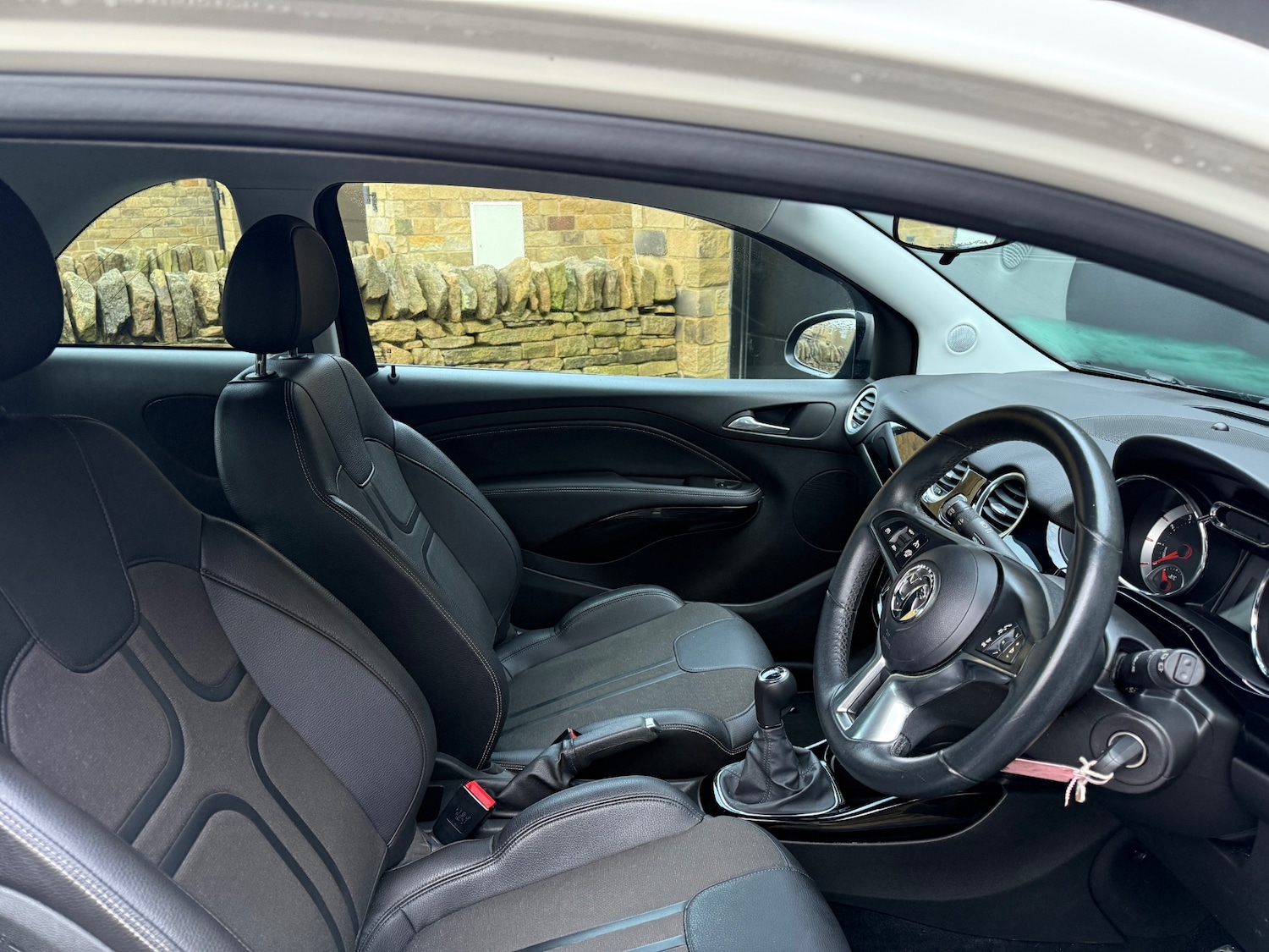 Used Vauxhall ADAM 2014 for sale - 77432935: Photo 14