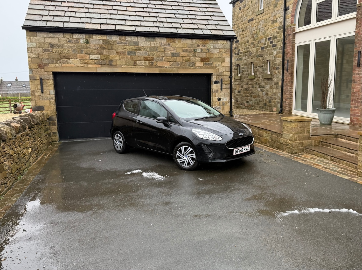 Used Ford Fiesta 2019 for sale - 77382015: Photo 2