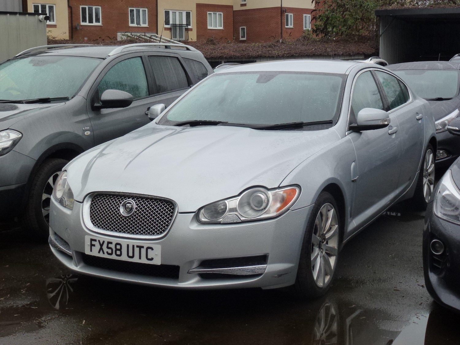 Used Jaguar XF 2009 for sale - 77275131: Photo 2