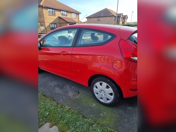 Used Ford Fiesta 2010 for sale - 77697828: Photo