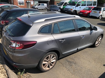 Used Renault Megane 2010 for sale - 79019400: Photo