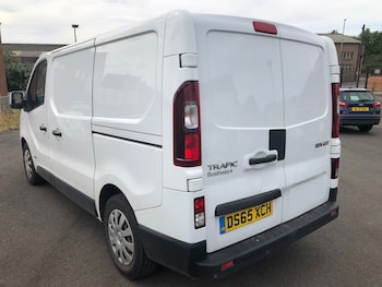 Used Renault Trafic 2015 for sale - 79392077: Photo