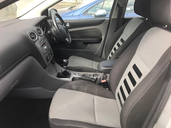 Used Ford Focus 2009 for sale - 75252730: Photo 8