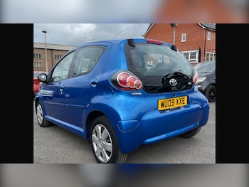 Used Toyota AYGO 2009 for sale - 76293255: Photo