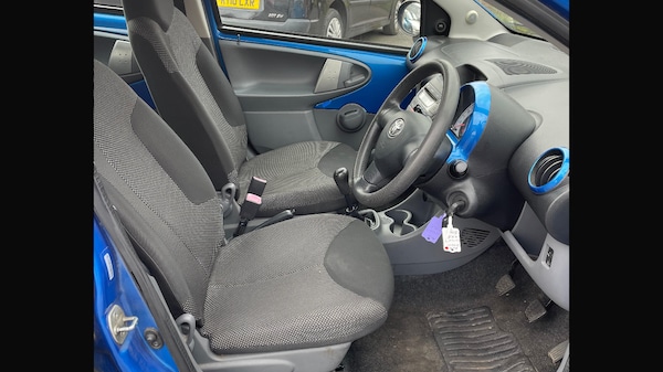 Used Toyota AYGO 2009 for sale - 76293255: Photo 8