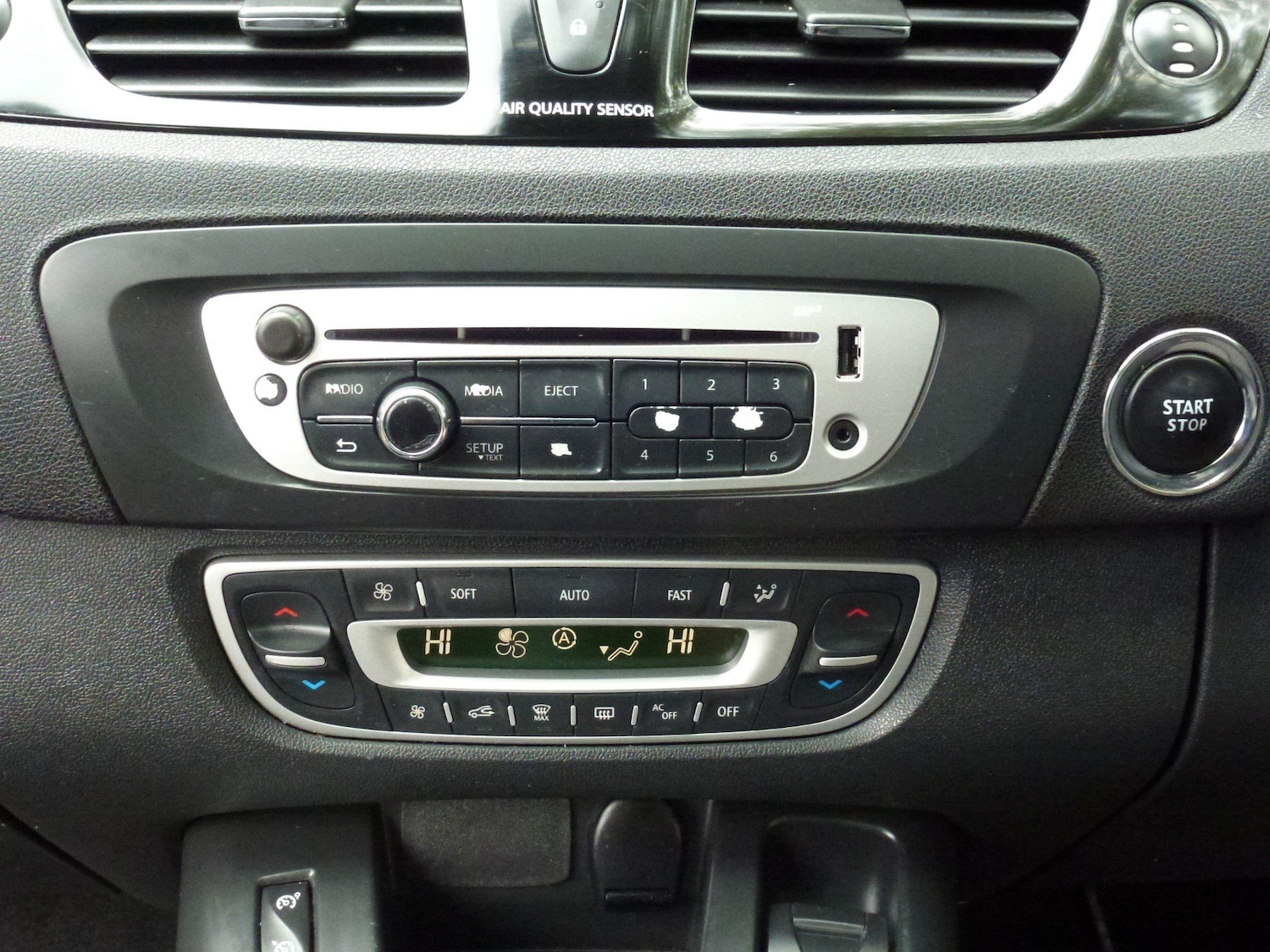 Used Renault Grand Scenic 2013 for sale - 77046314: Photo 13