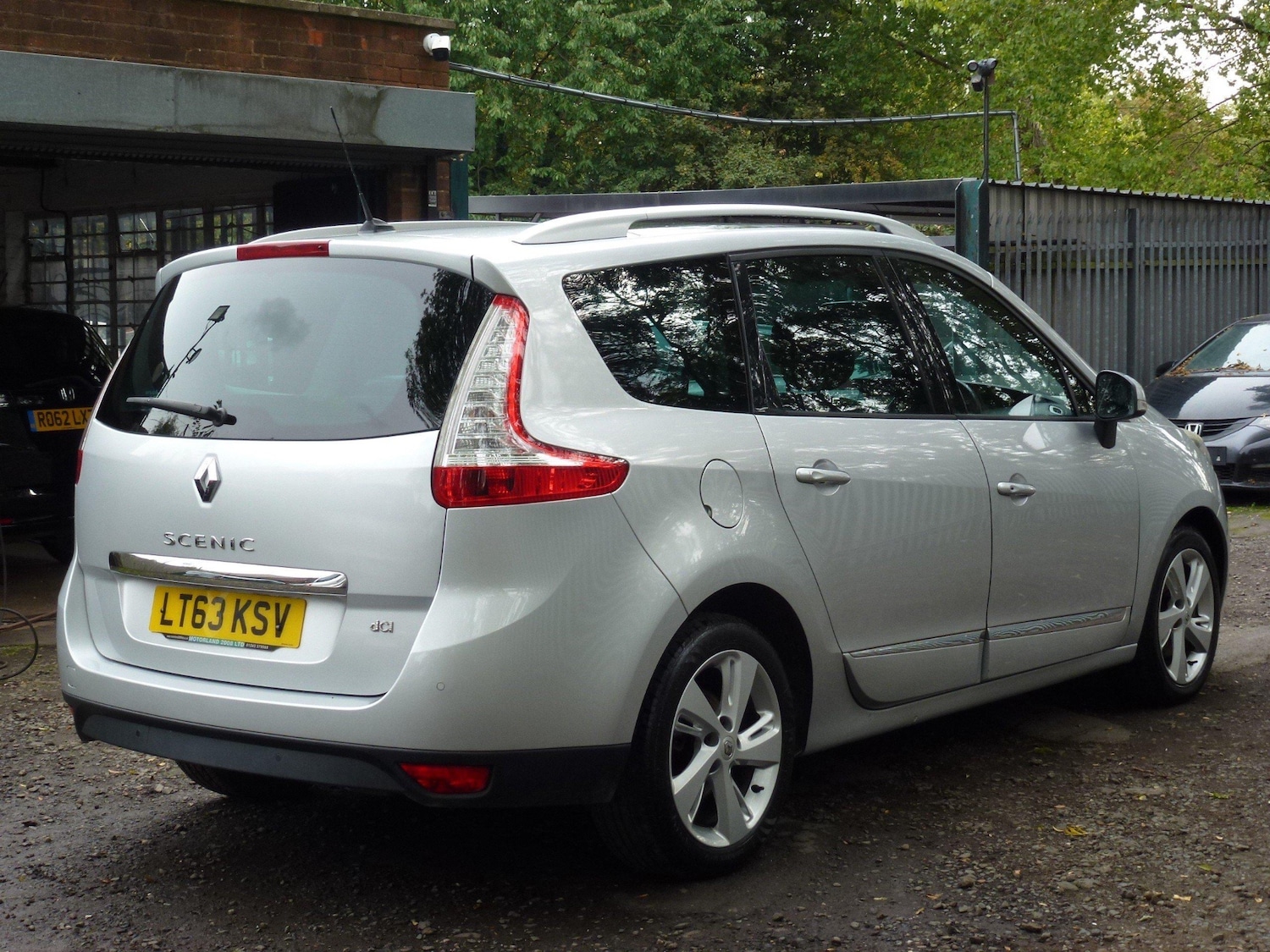 Used Renault Grand Scenic 2013 for sale - 77046314: Photo 4