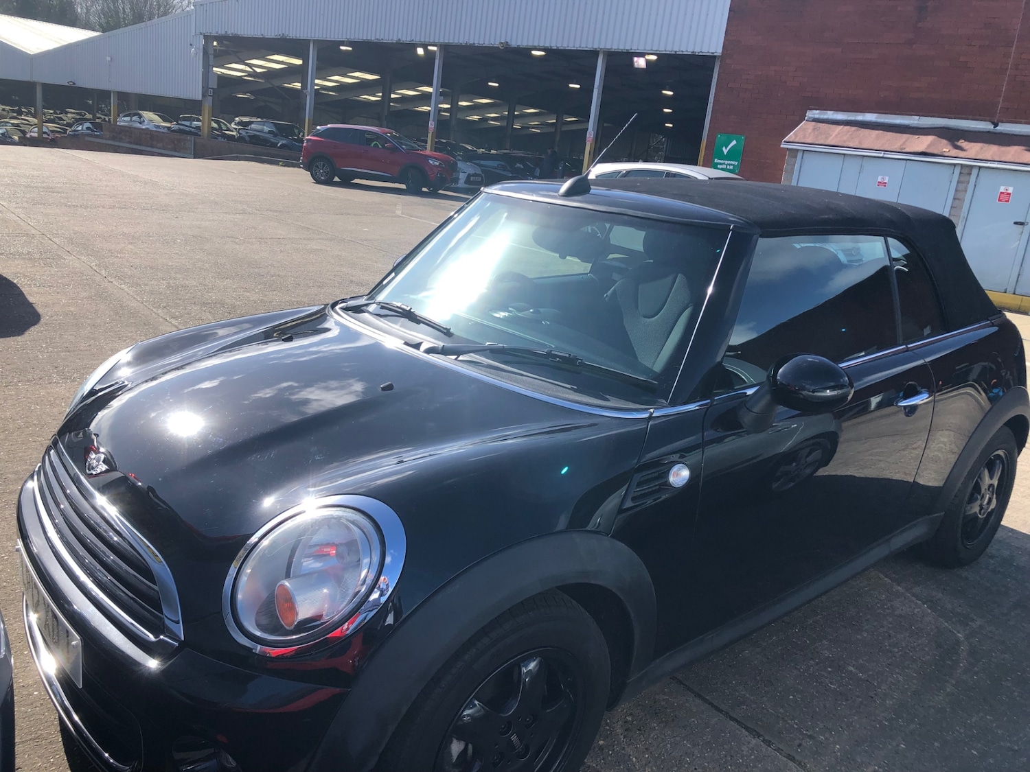 Used MINI Convertible 2012 for sale - 77896716: Photo 2