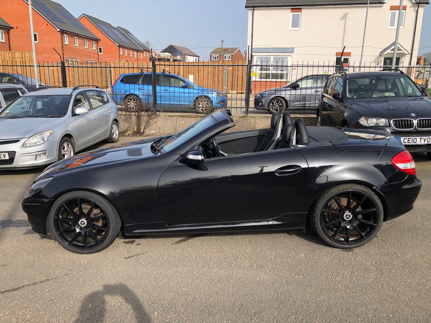 Used Mercedes-Benz SLK 2008 for sale - 76847724: Photo 4