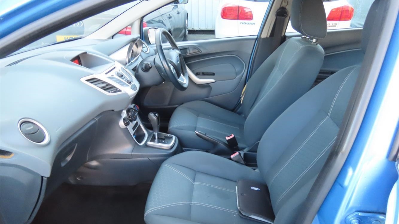 Used Ford Fiesta 2009 for sale - 76713396: Photo 2