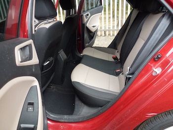 Used Hyundai i20 2015 for sale - 77127772: Photo