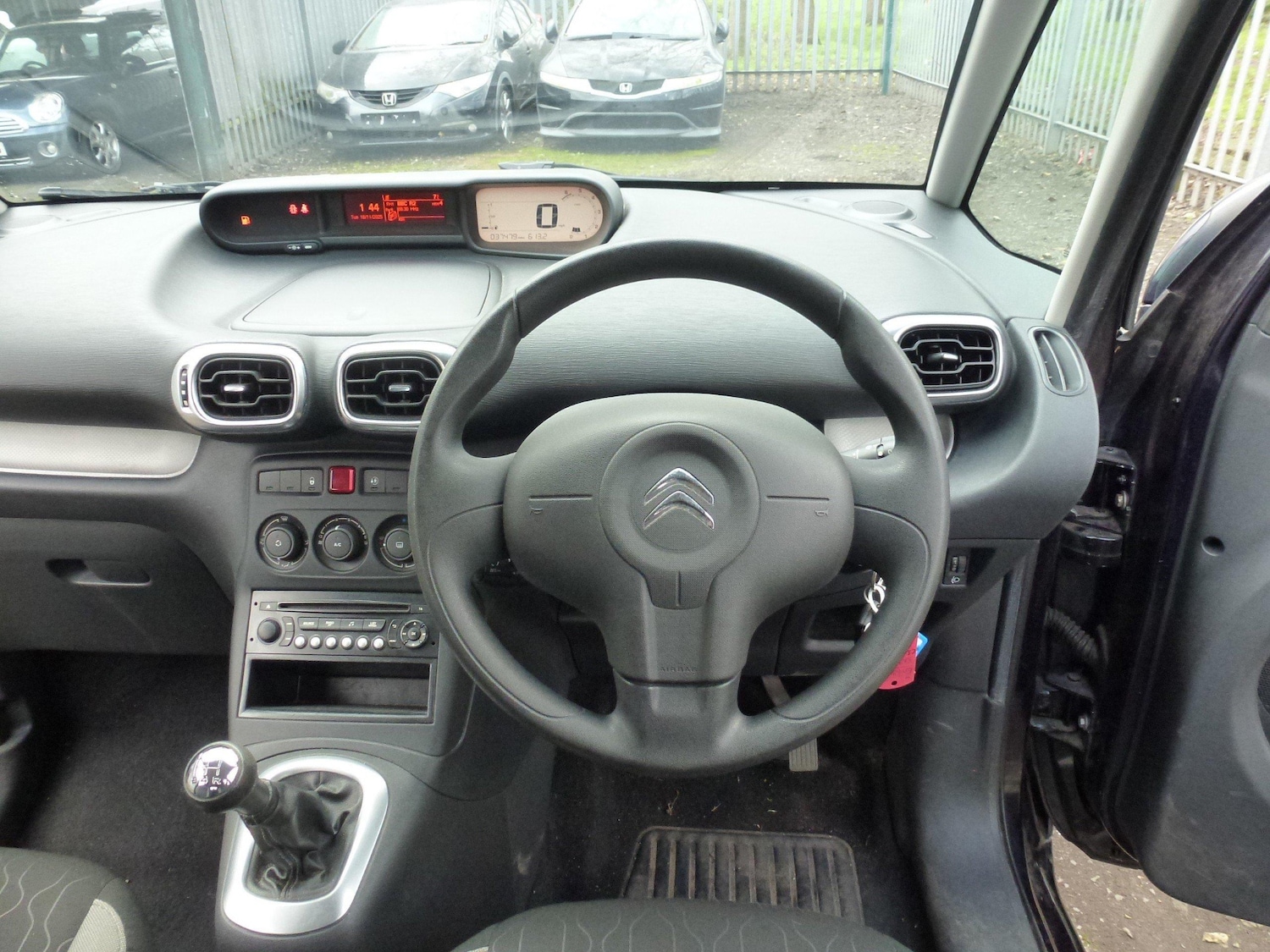 Used Citroen C3 Picasso 2014 for sale - 76785305: Photo 10