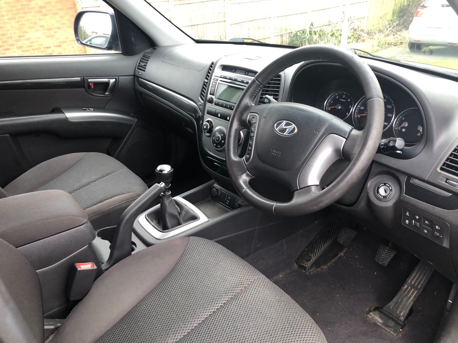 Used Hyundai Santa Fe 2010 for sale - 77198577: Photo 11