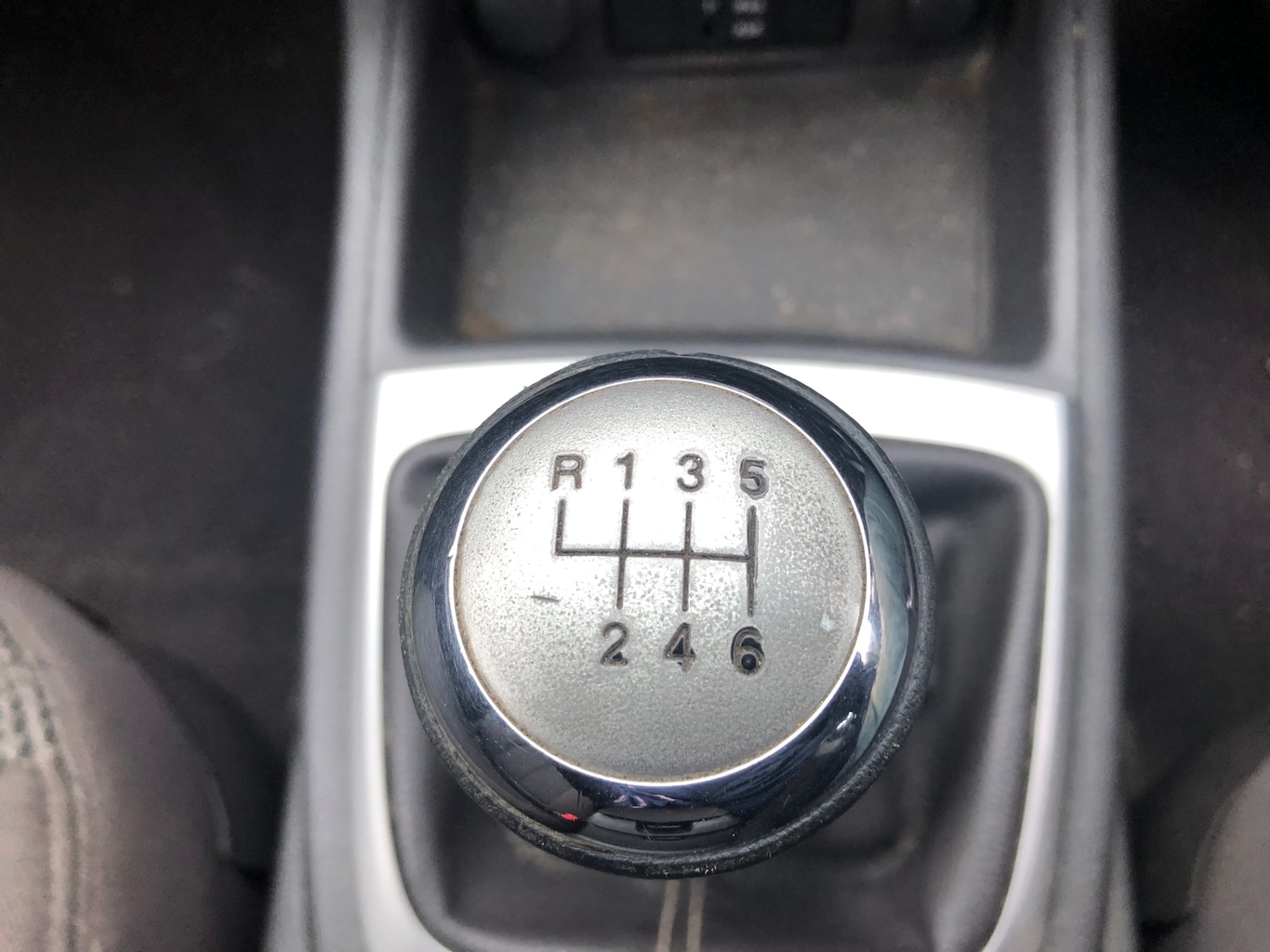 Used Hyundai Santa Fe 2010 for sale - 77198577: Photo 16