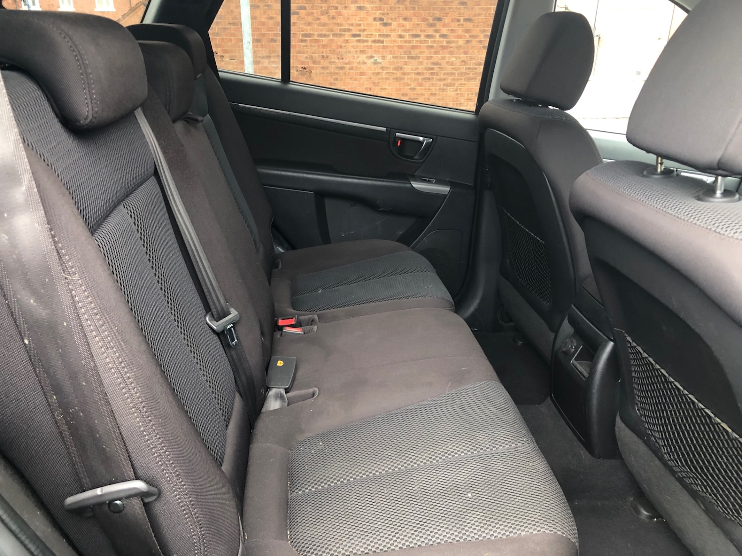 Used Hyundai Santa Fe 2010 for sale - 77198577: Photo 17