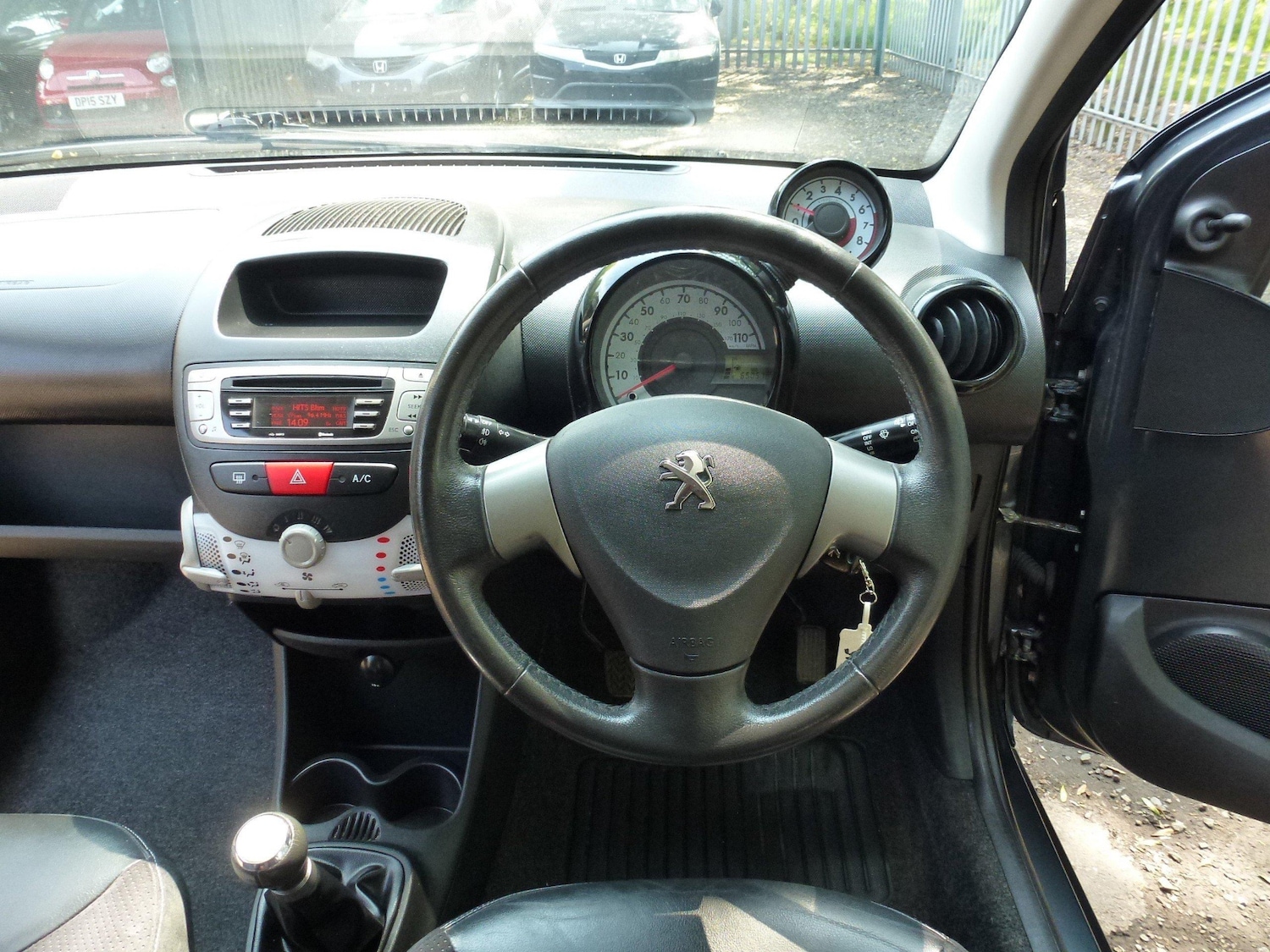 Used Peugeot 107 2013 for sale - 77465924: Photo 13