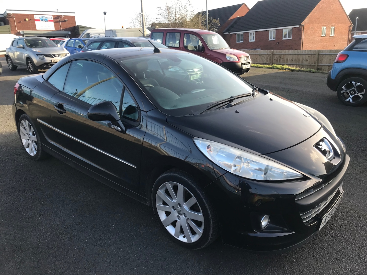 Used Peugeot 207 2010 for sale - 76855450: Photo 14