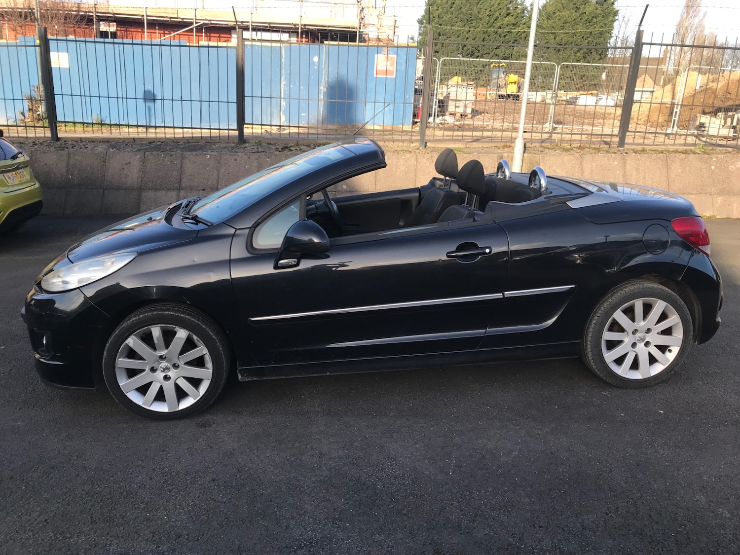 Used Peugeot 207 2010 for sale - 76855450: Photo 4