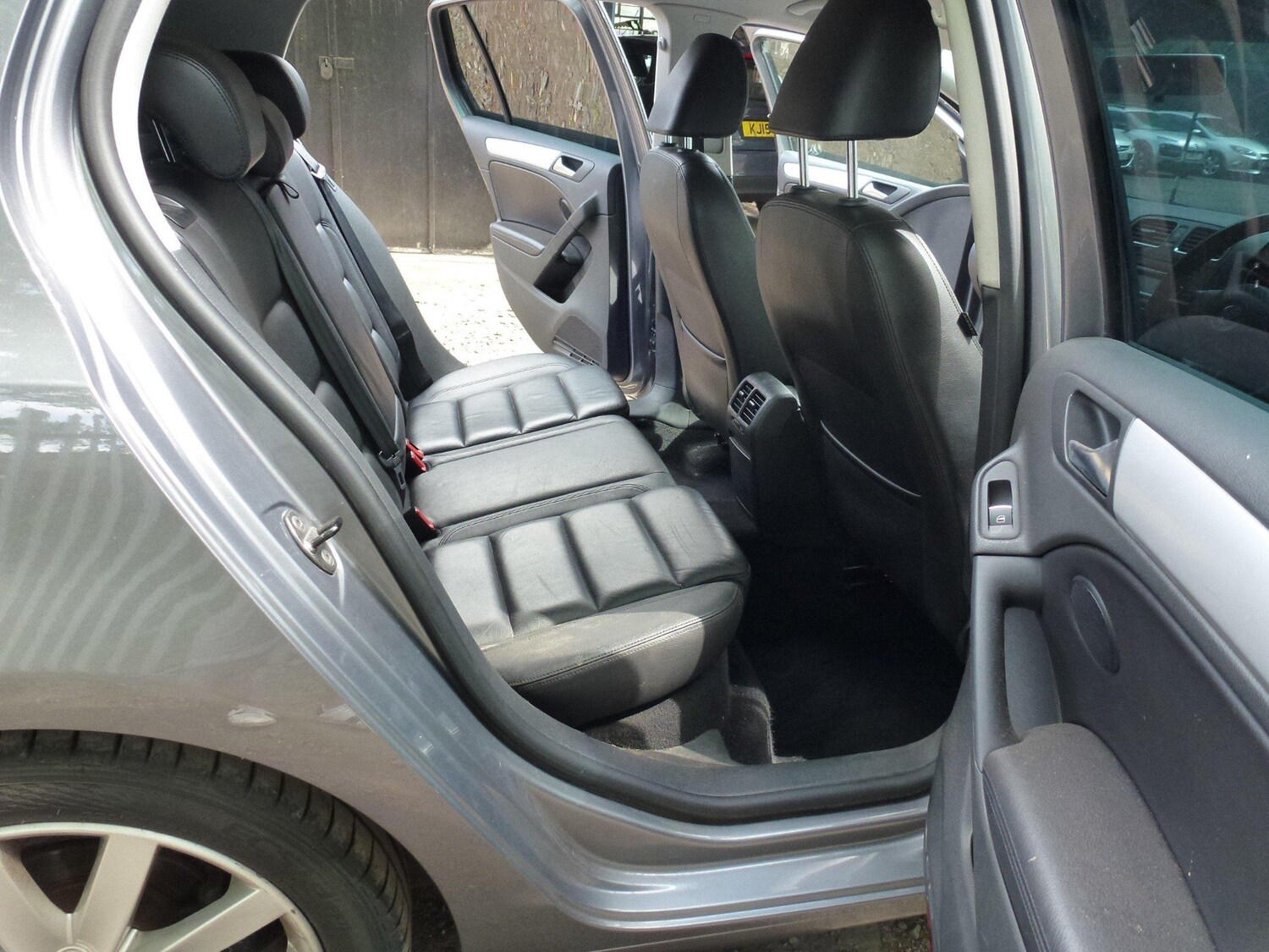 Used Volkswagen Golf 2012 for sale - 77275003: Photo 13