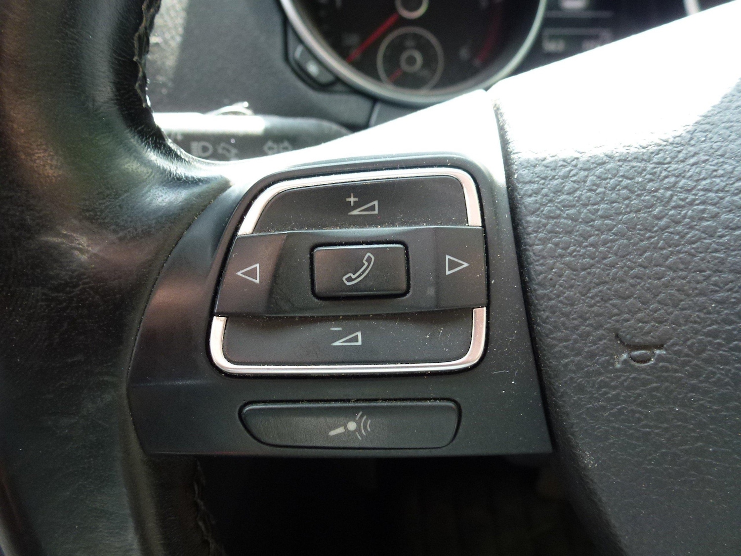 Used Volkswagen Golf 2012 for sale - 77275003: Photo 16