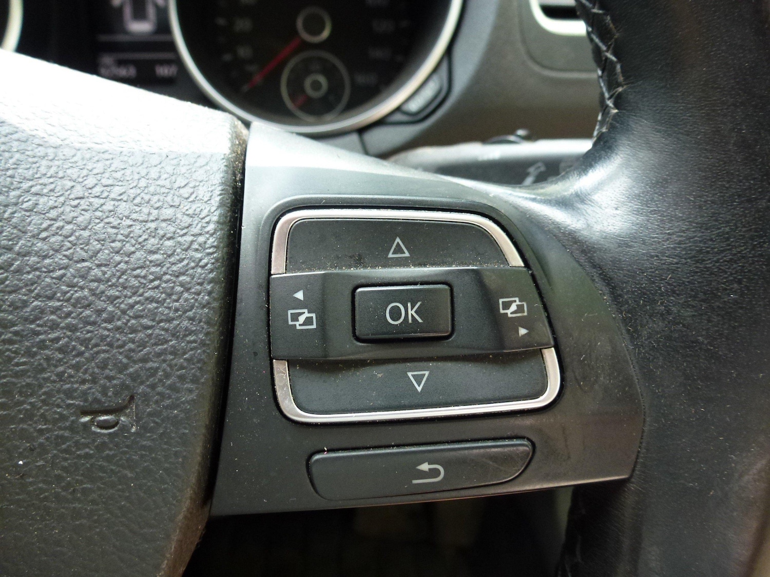 Used Volkswagen Golf 2012 for sale - 77275003: Photo 18