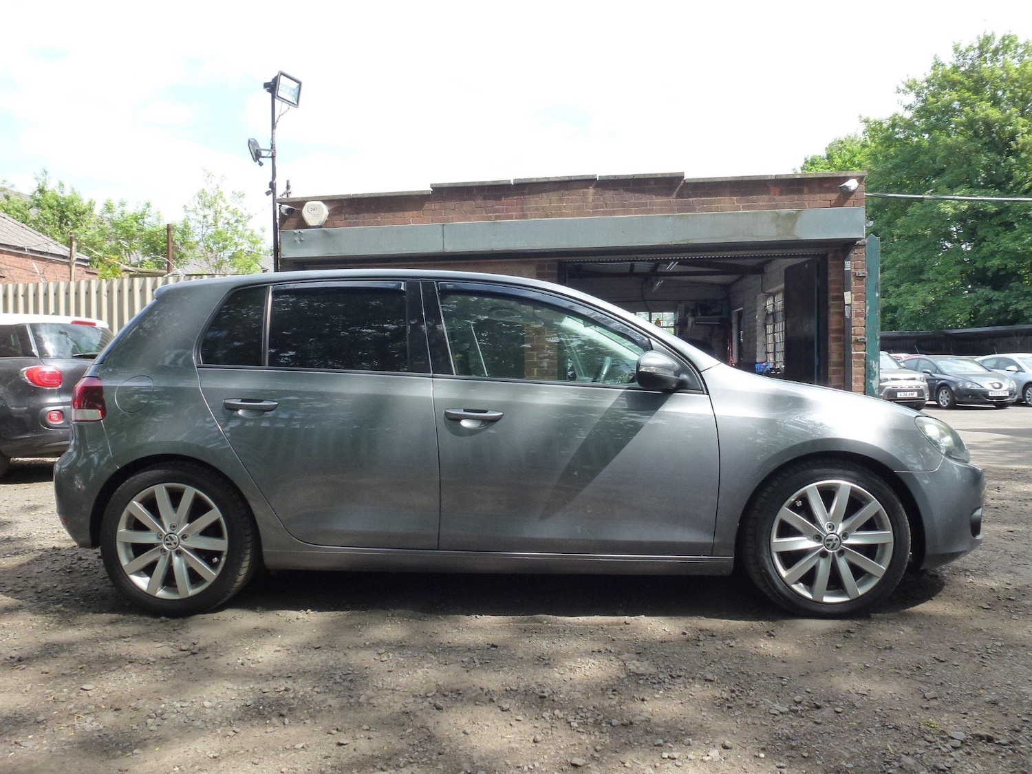 Used Volkswagen Golf 2012 for sale - 77275003: Photo 6