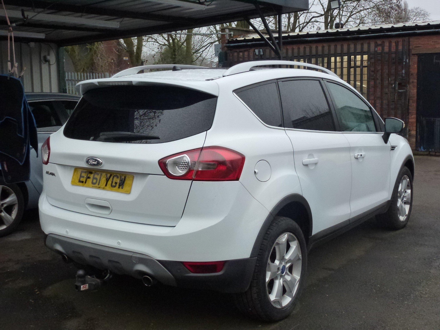 Used Ford Kuga 2012 for sale - 77420710: Photo 2