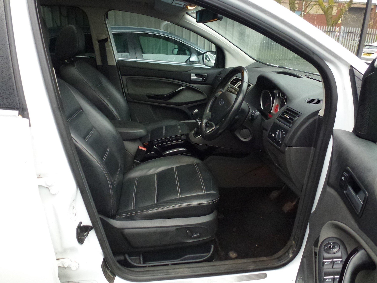 Used Ford Kuga 2012 for sale - 77420710: Photo 5