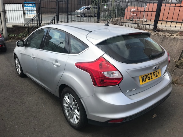 Used Ford Focus 2013 for sale - 75158390: Photo 3