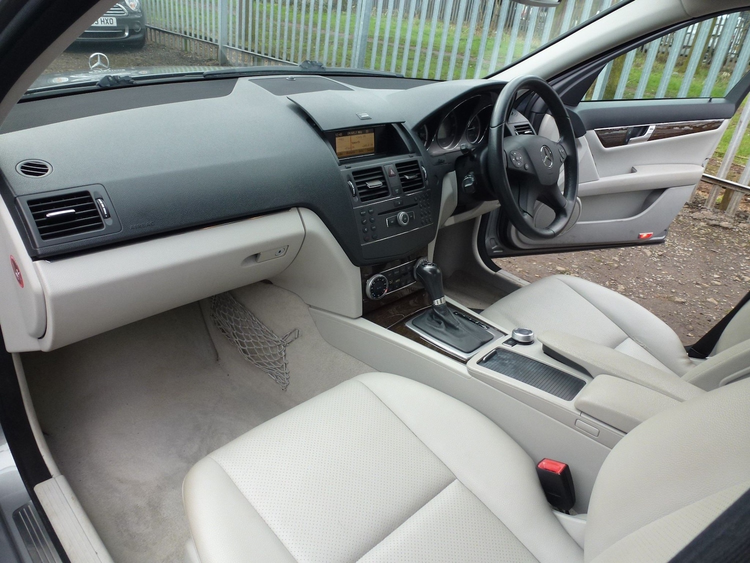 Used Mercedes-Benz C Class 2009 for sale - 77545065: Photo 13