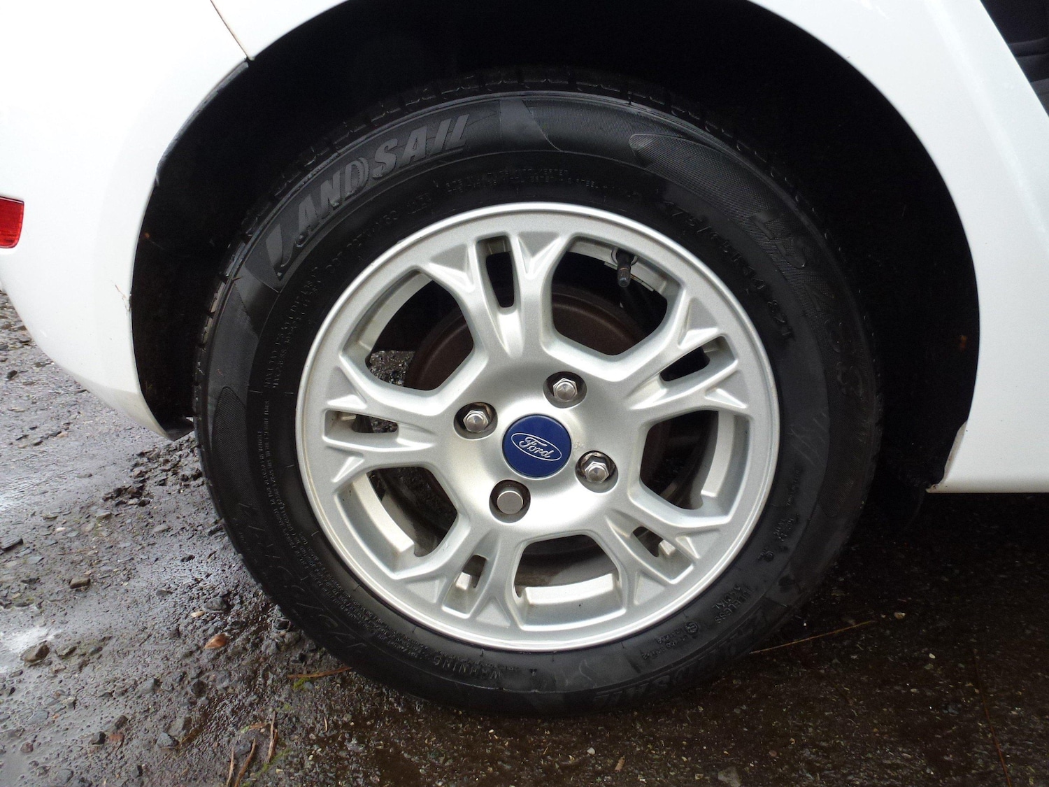 Used Ford Fiesta 2015 for sale - 77049346: Photo 19