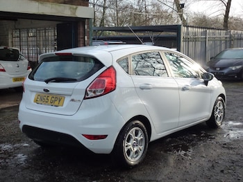 Used Ford Fiesta 2015 for sale - 77049346: Photo