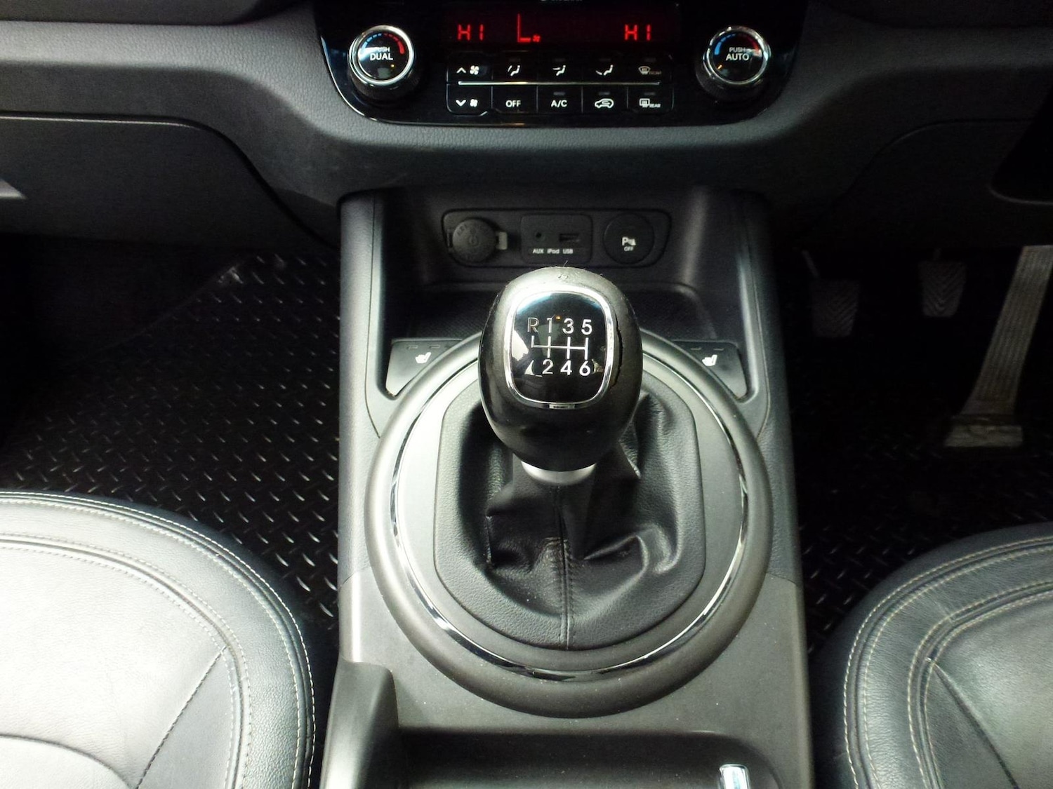 Used Kia Sportage 2011 for sale - 76366959: Photo 13