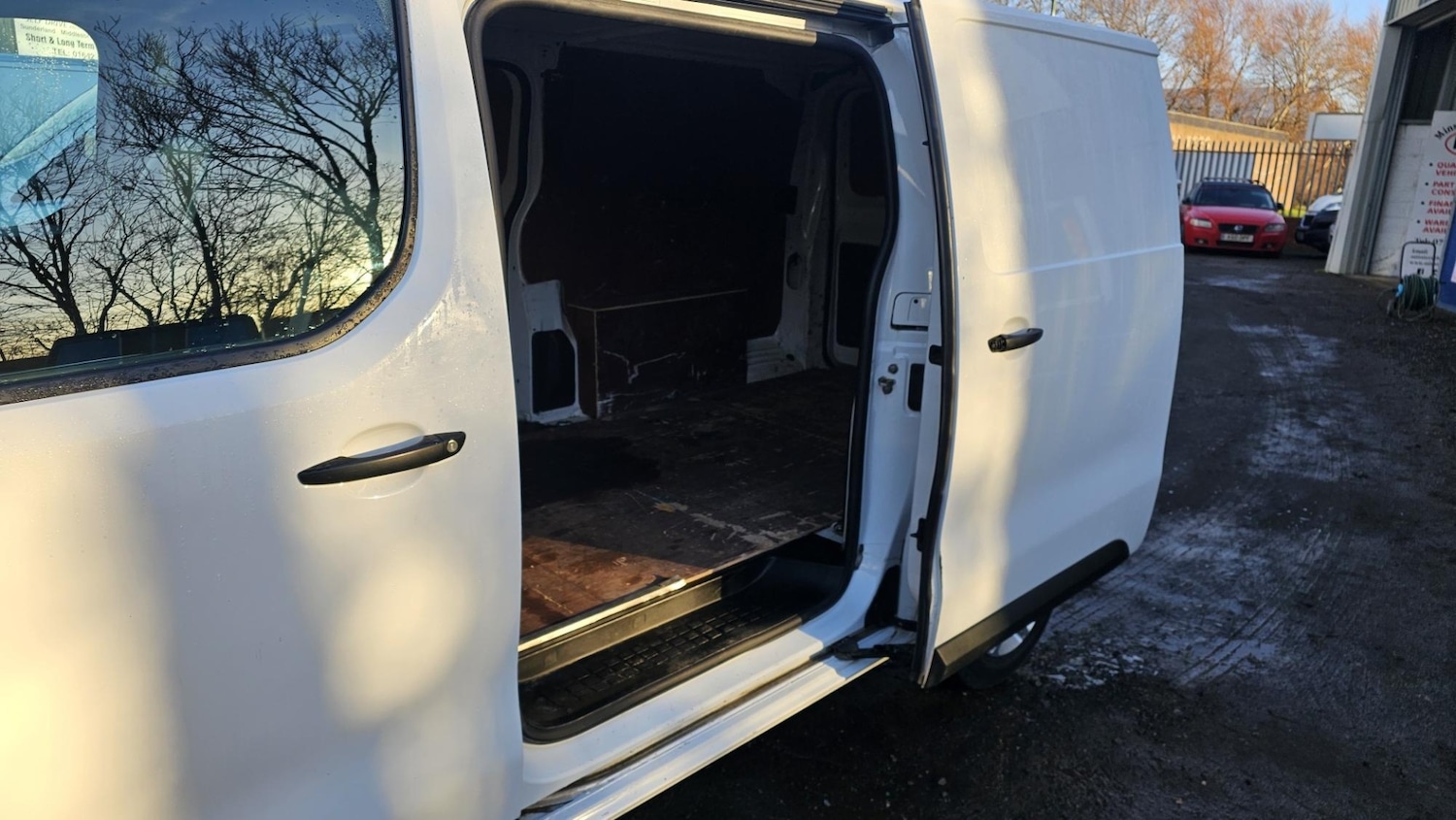 Used Vauxhall Vivaro 2020 for sale - 77195456: Photo 11