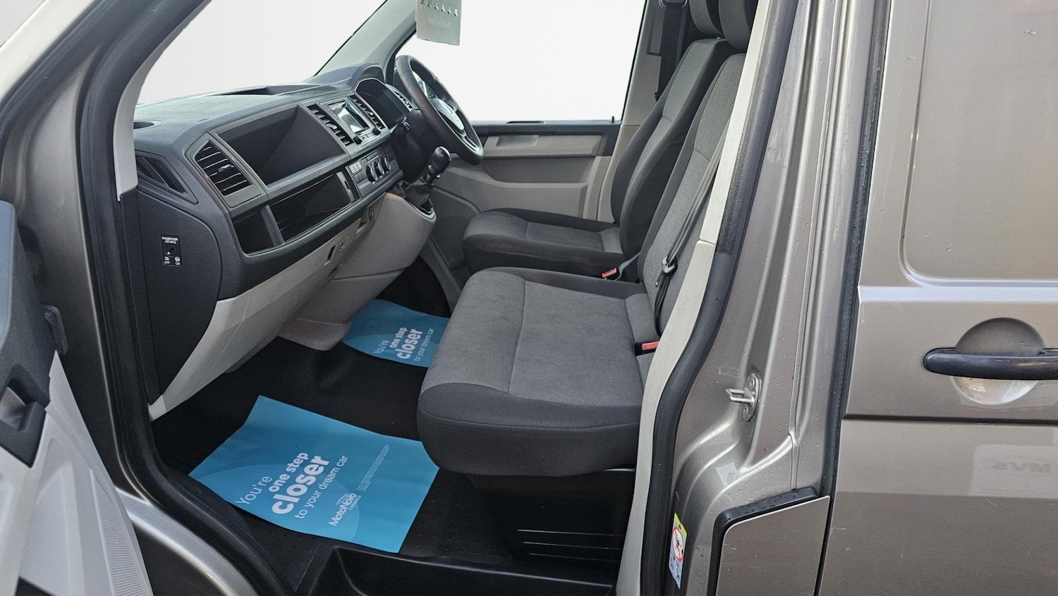 Used Volkswagen Transporter 2019 for sale - 77223291: Photo 16