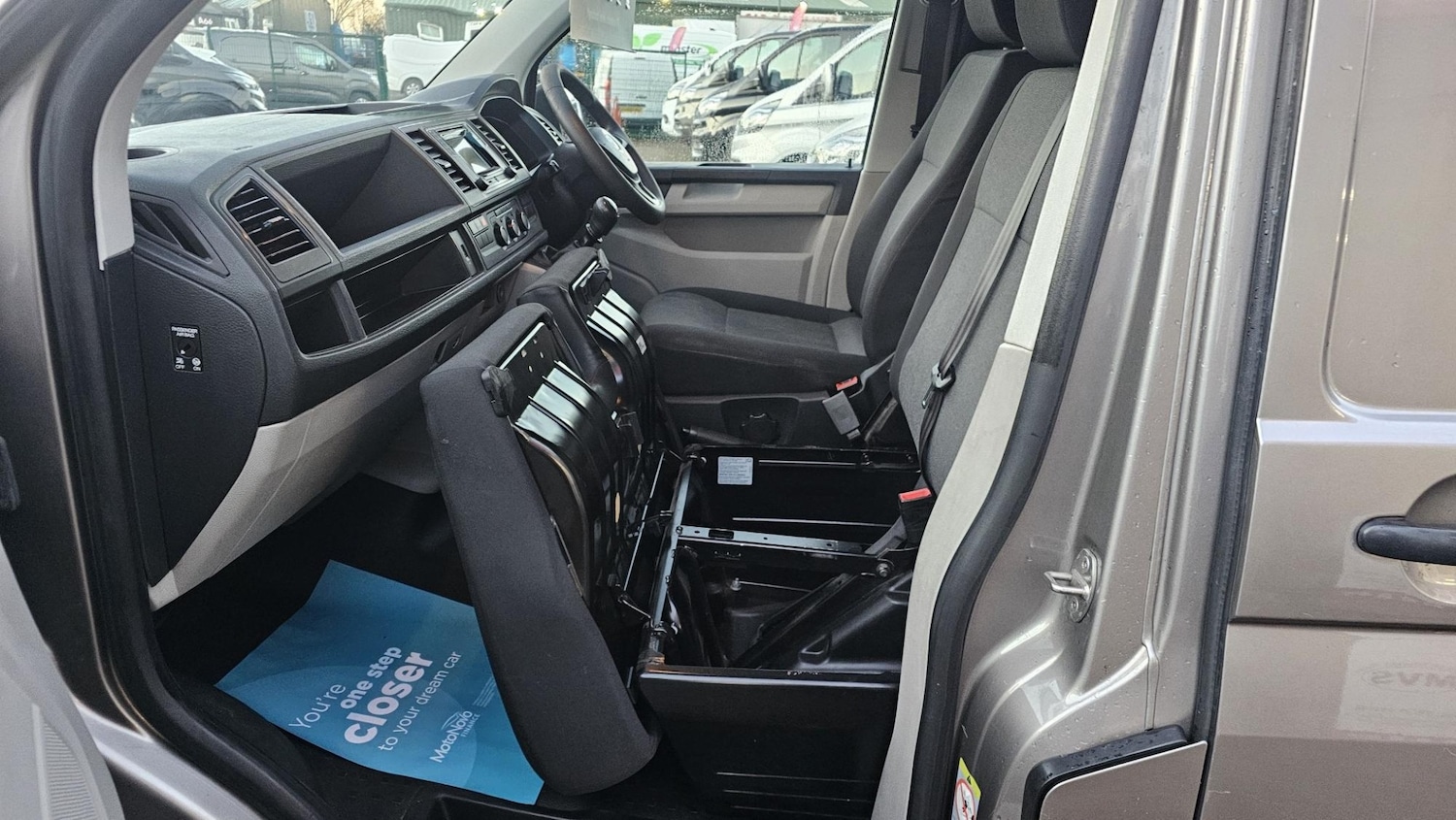 Used Volkswagen Transporter 2019 for sale - 77223291: Photo 17