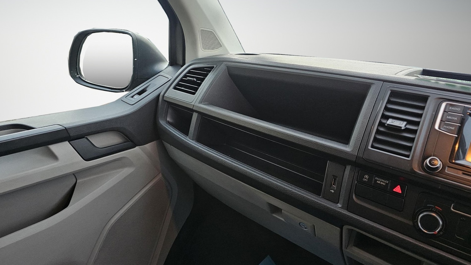 Used Volkswagen Transporter 2019 for sale - 77223291: Photo 21