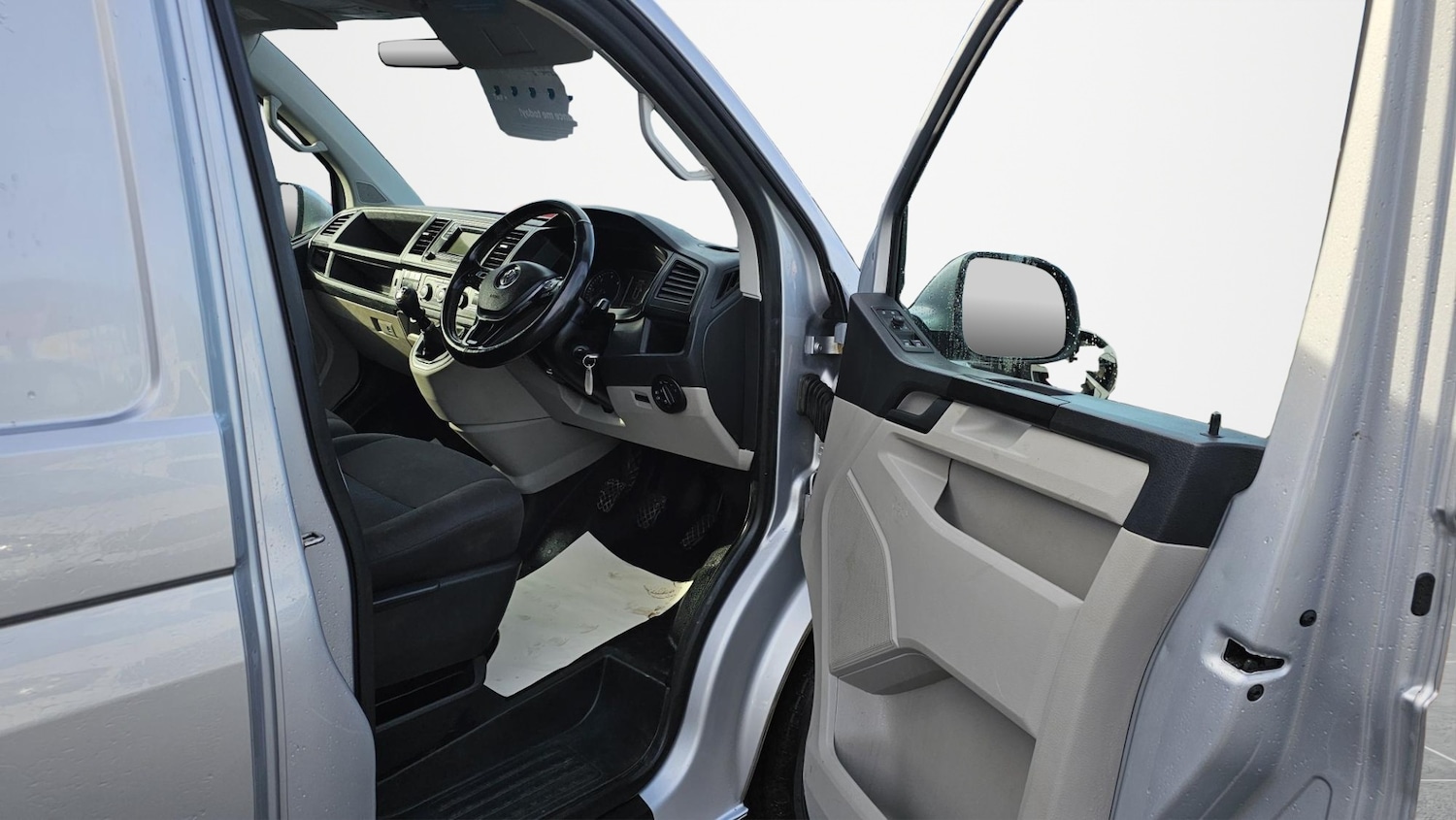 Used Volkswagen Transporter 2018 for sale - 76404486: Photo 13